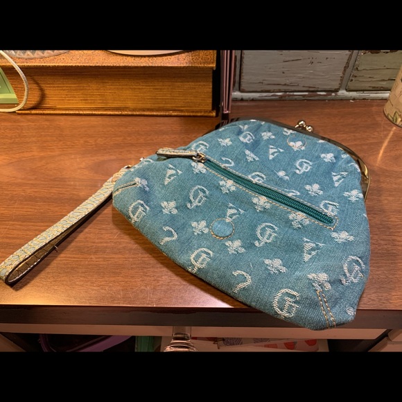 Guess clutch - Picture 3 of 6